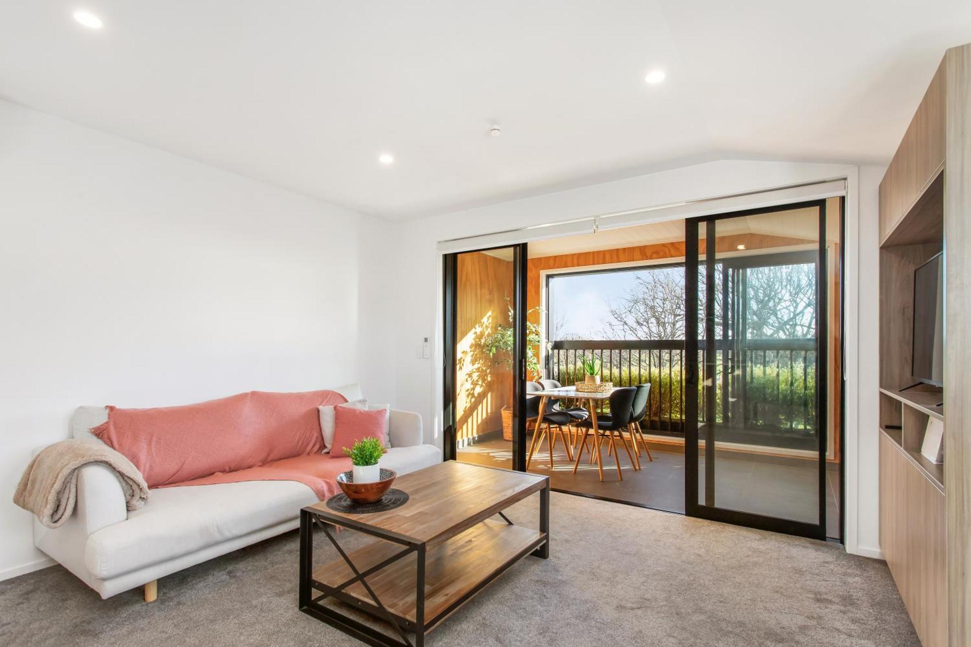 Penthouse Apartment Scenic Views-Spacious 2Br Christchurch Eksteriør bilde