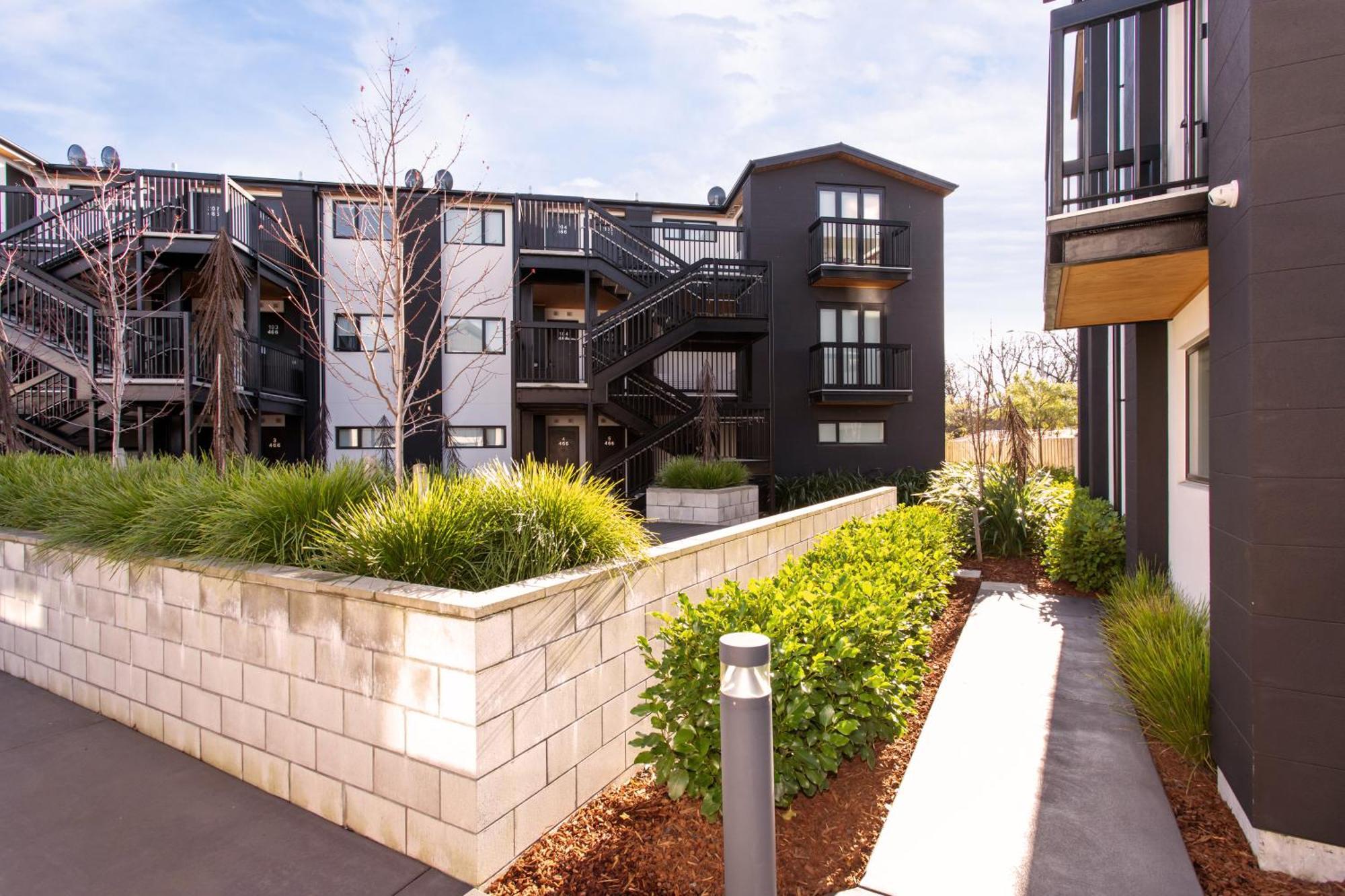Penthouse Apartment Scenic Views-Spacious 2Br Christchurch Eksteriør bilde